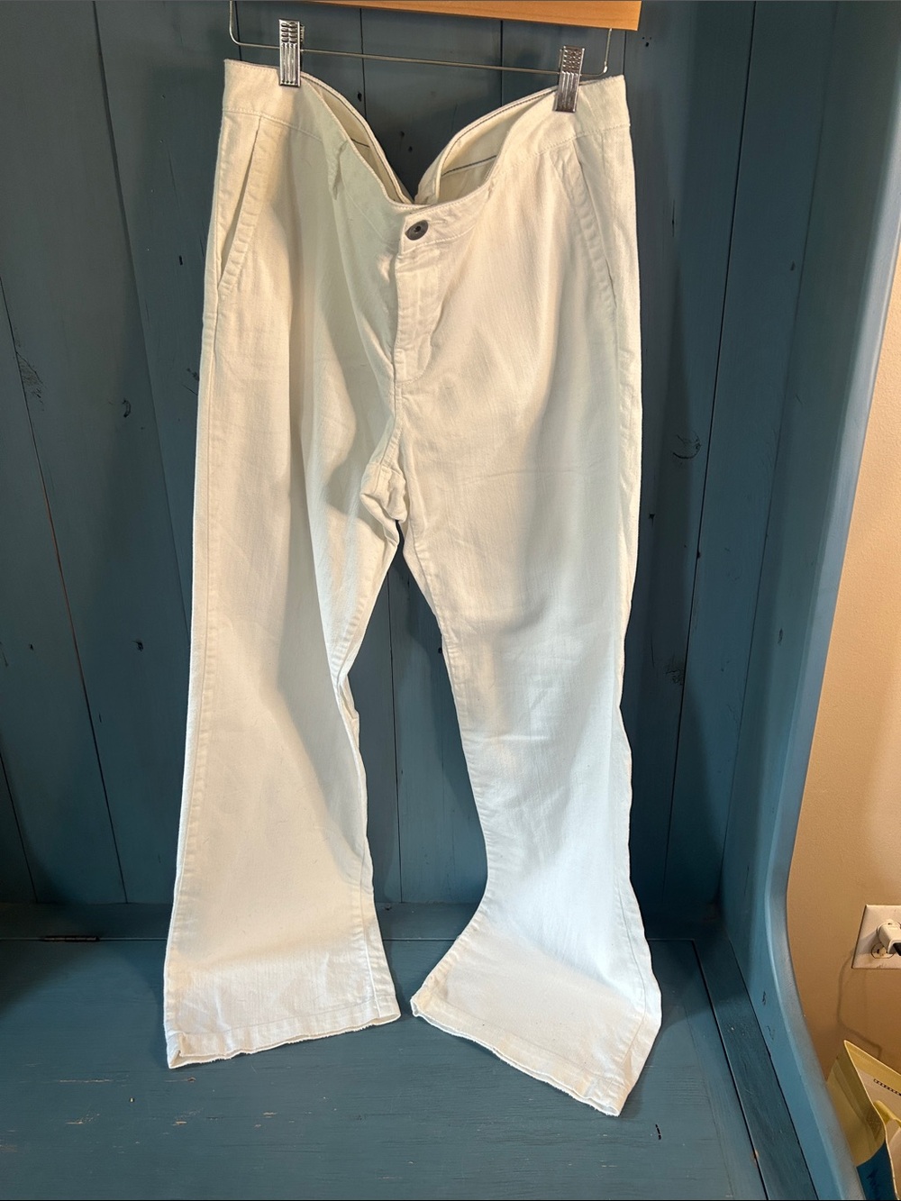 Banana Republic Summer Off-White Boot Cut Jeans | Women’s Size 32/14